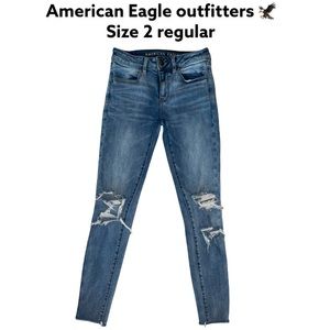 American Eagle outfitters jeans size 2 regular 🦅